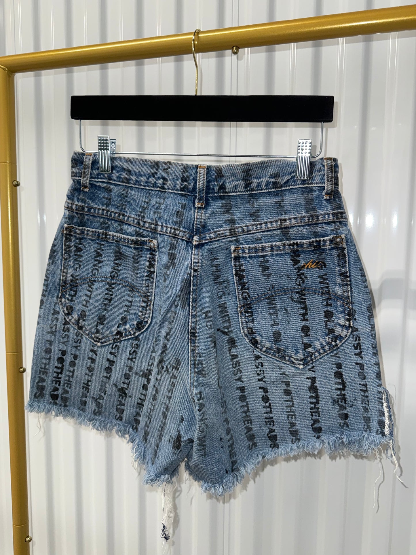 I hang with classy potheads denim shorts Size 32 001