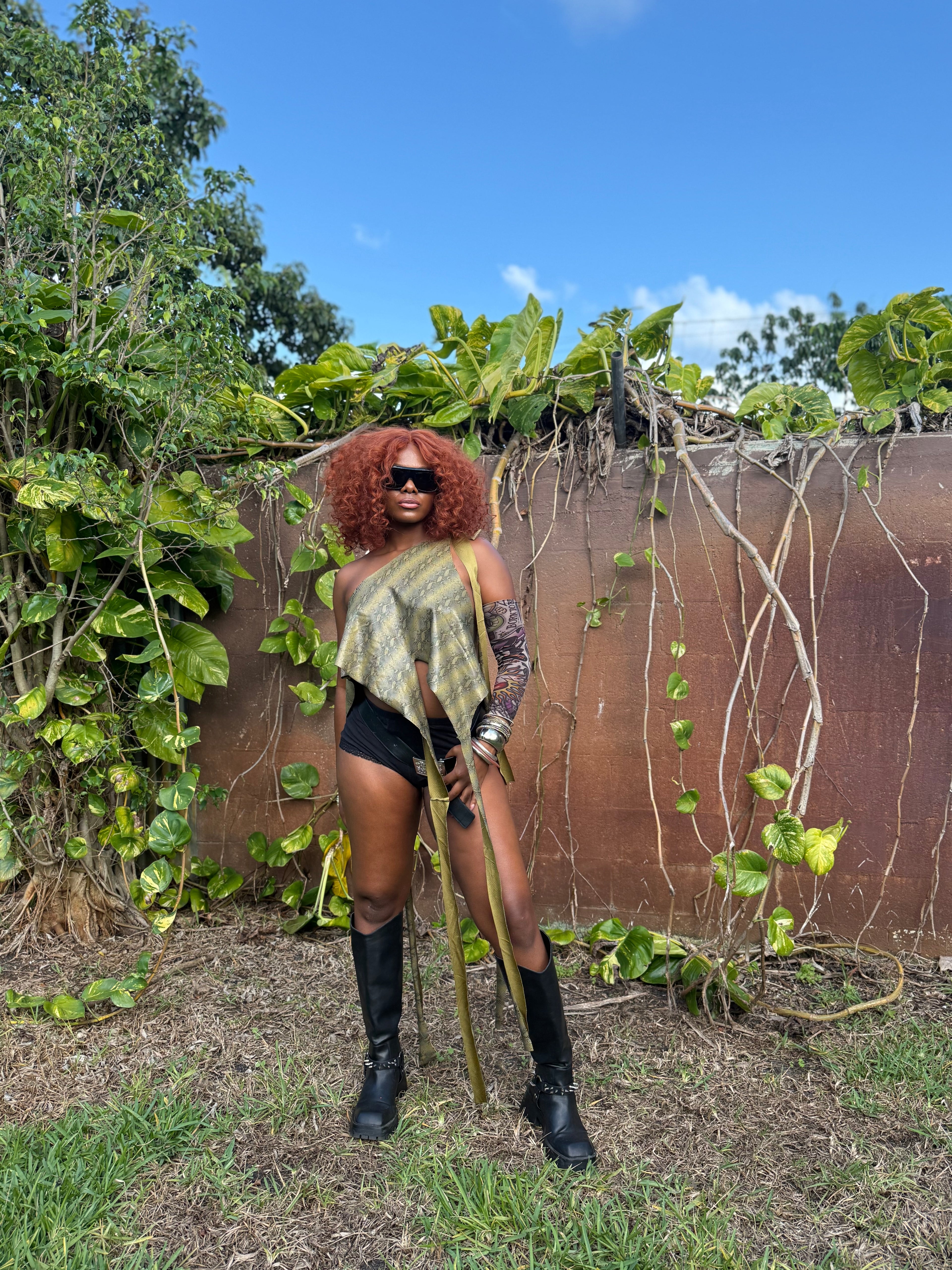 Snakeskin Convertible Tee 001