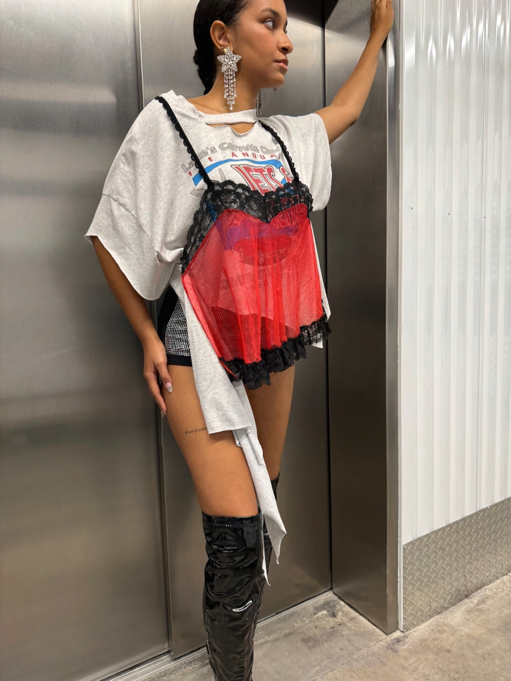 Graphics & Lace Tee 001