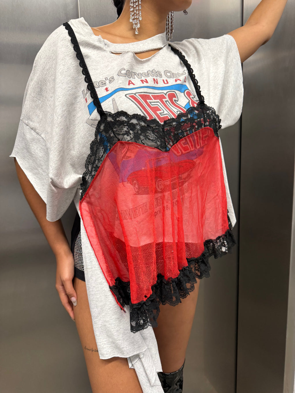 Graphics & Lace Tee 001