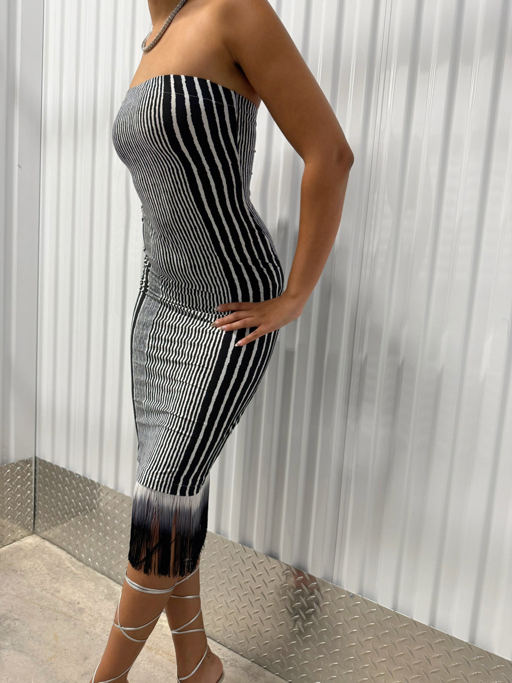 Striped Midi Tube Dress 001