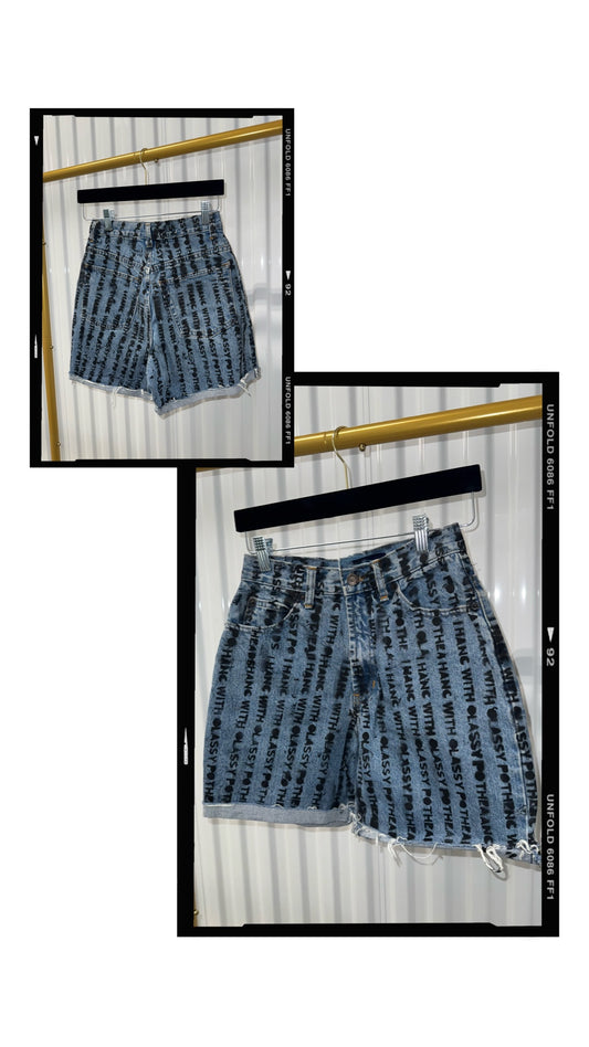 I hang with classy pothead denim shorts Size 4 001